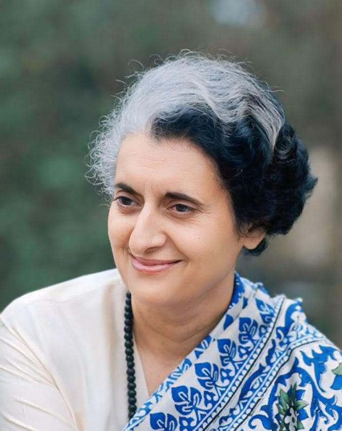 Indira Gandhi Crying Over Song-1-2-3-4-5-6