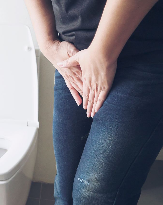 Urine leakage causes in hindi-1-2