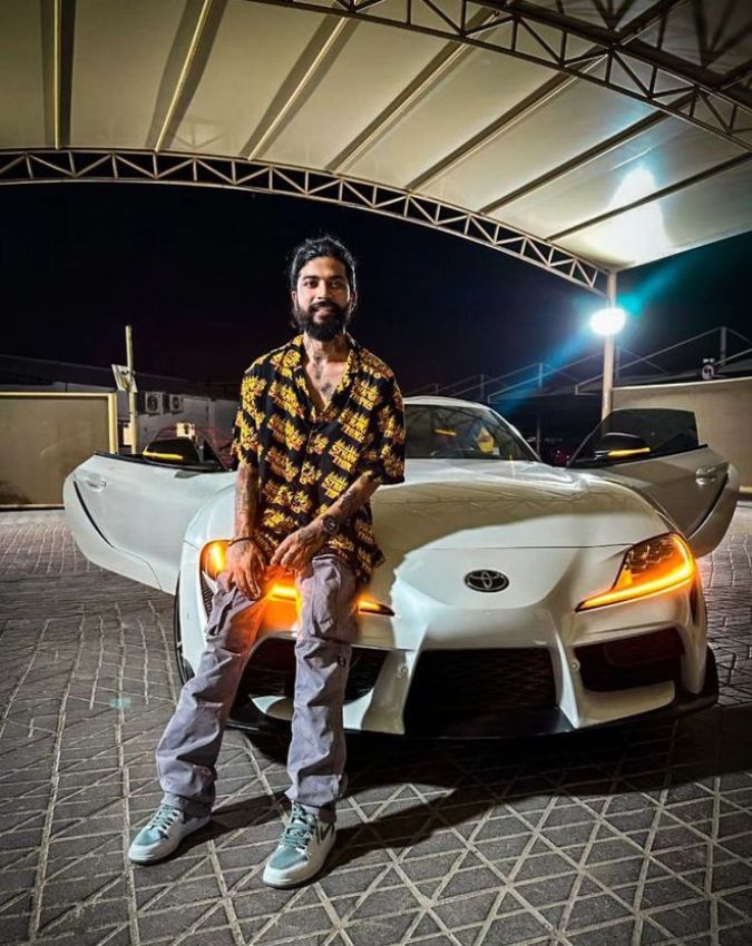 Anurag Dobhal and Mannara Chopra Friendship-1-2-3-4-5-6-7-8-9