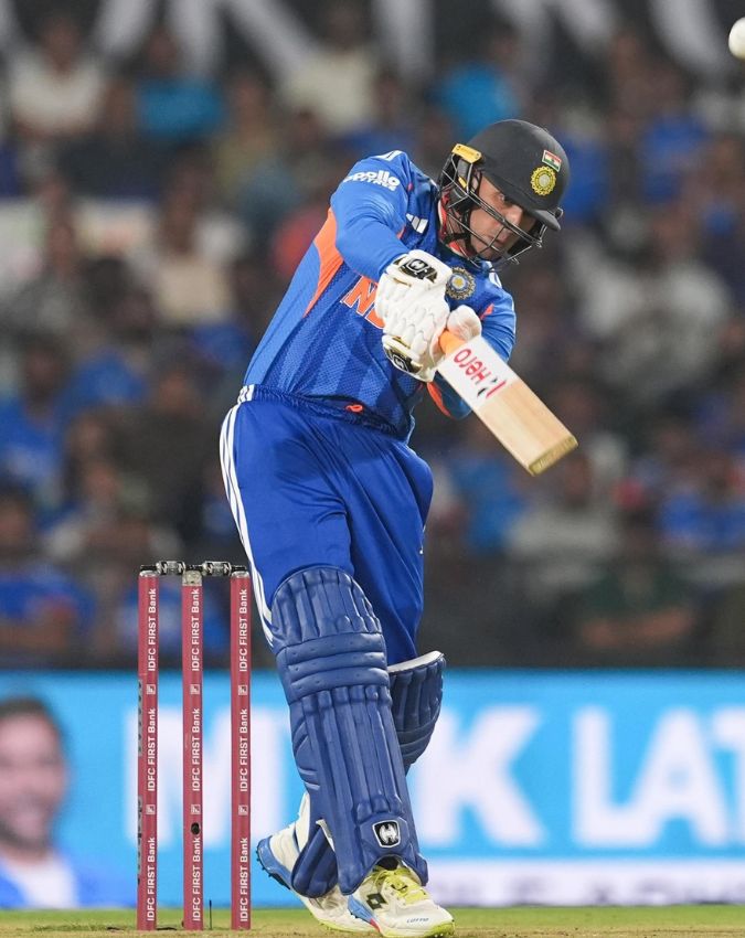 Ishan Kishan Jasprit Bumrah -1-2