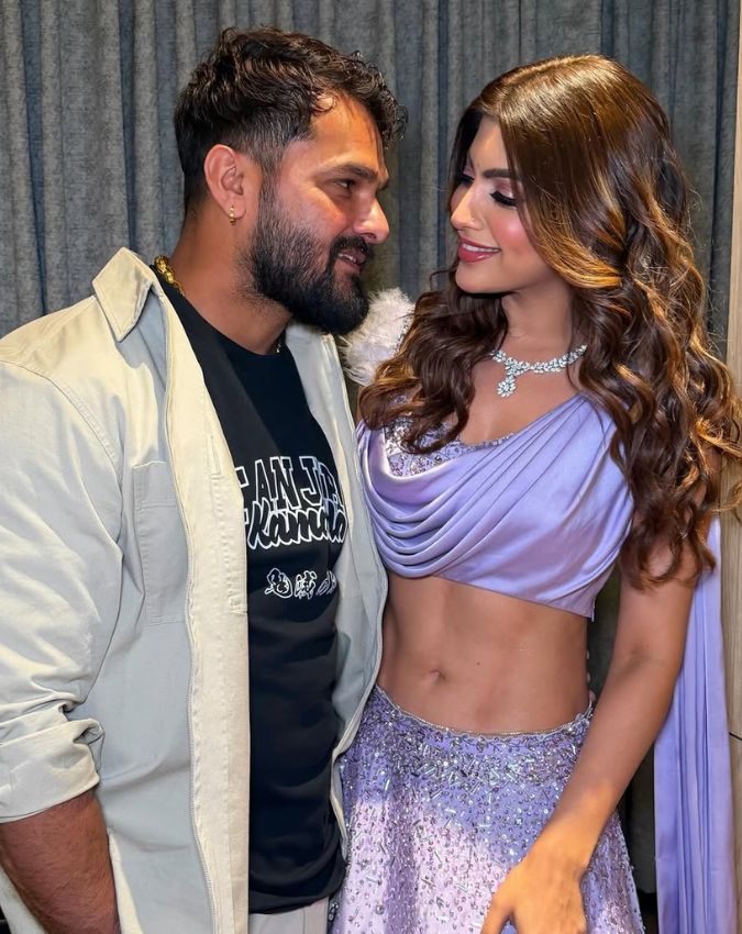 Akanksha Puri Birthday Wishes to Khesari Lal Akanksha Puri Birthday Wishes to Khesari Lal-1-2-3-4-5-6