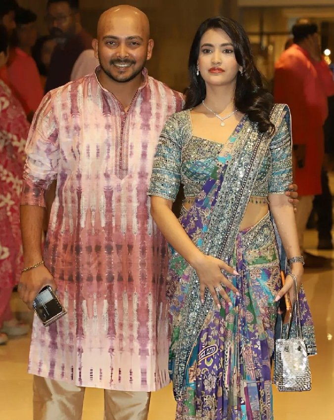 Prithvi Shaw and Akriti Agarwal-1-2-3-4-5-6