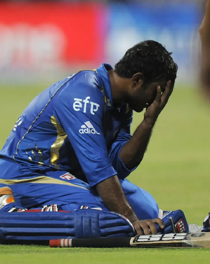 Suresh Raina Run Out in IPL Suresh Raina Run Out in IPL-1-2-3-4-5-6