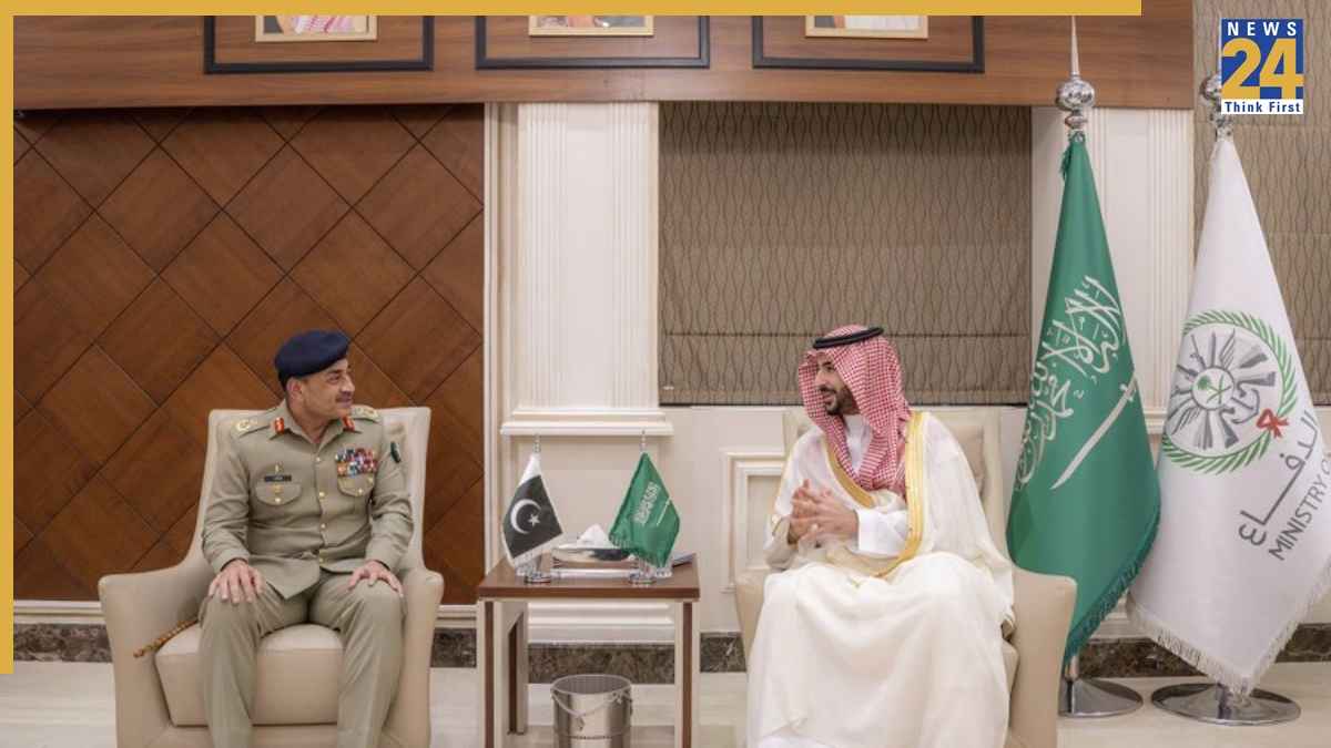 Army Chief Asim Munir travel to Saudi Arabia