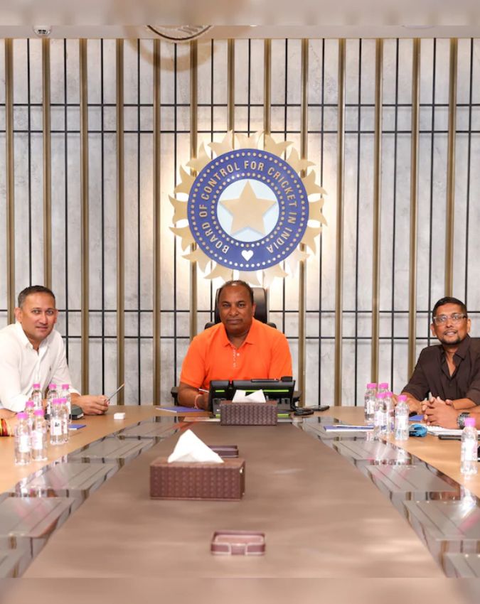 Rohit Sharma Virat kohli (27) -1-2