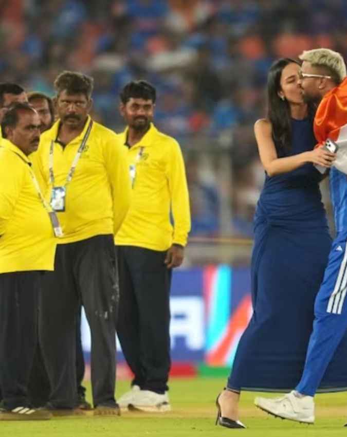 वकील ने दर्ज कराई शिकायत