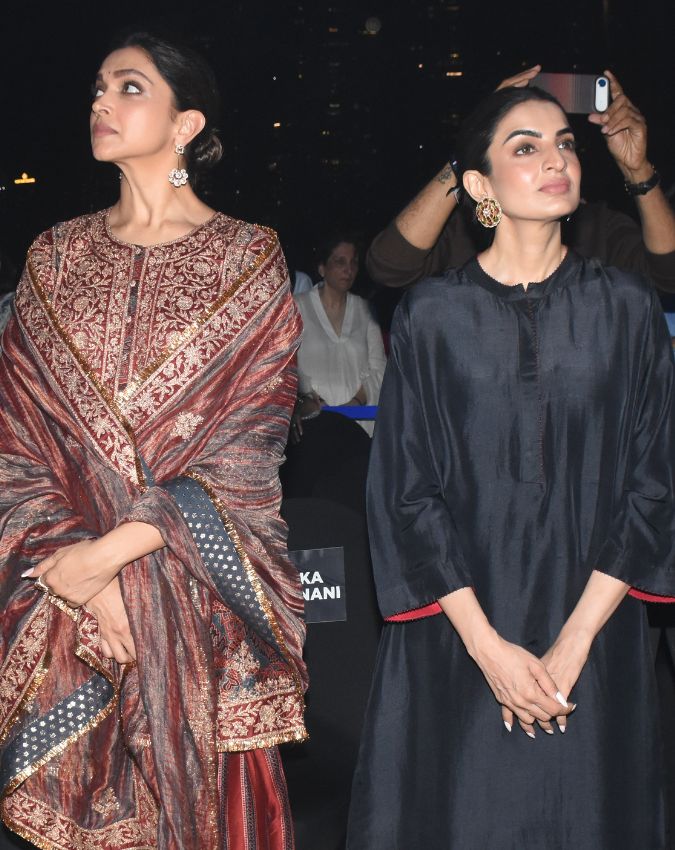 , Deepika Padukone-1-2-3-4-5-6-7