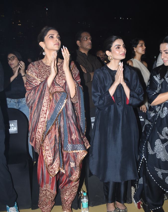 , Deepika Padukone-1-2