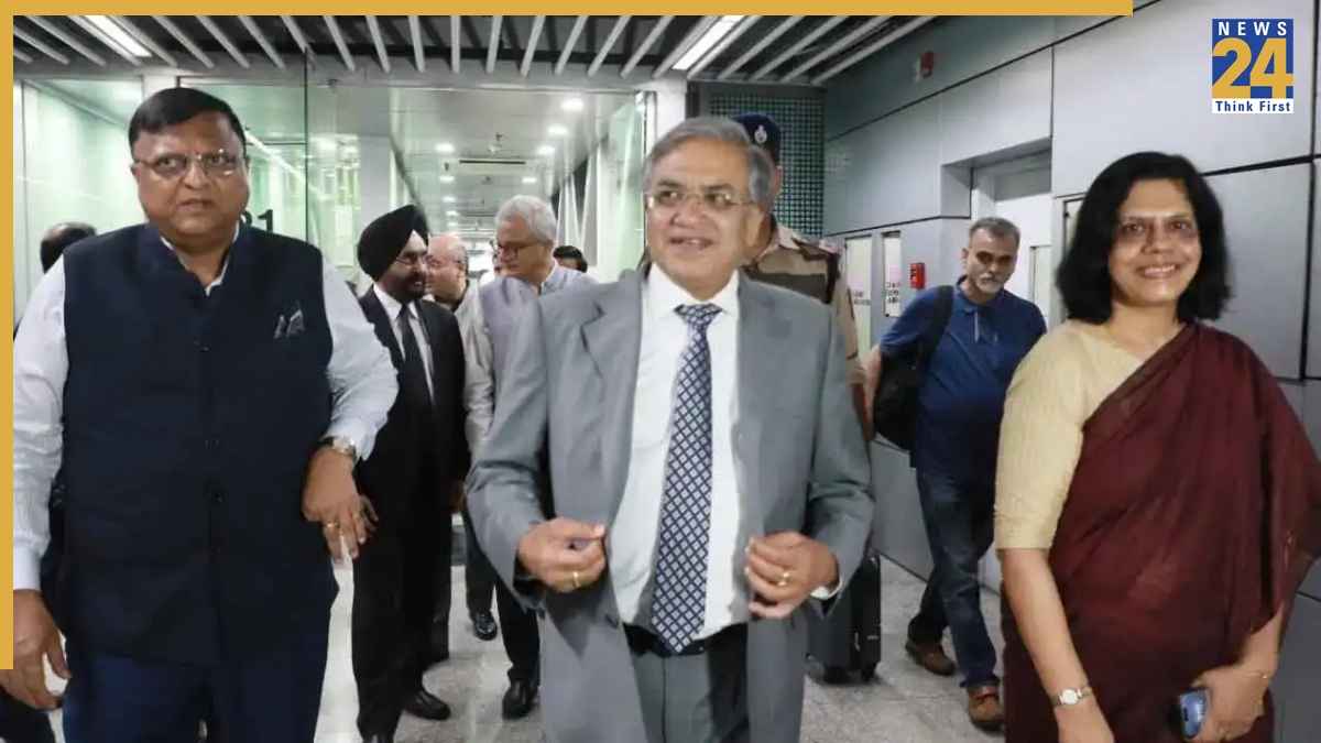 Election Commission holds grand meeting in Kolkata