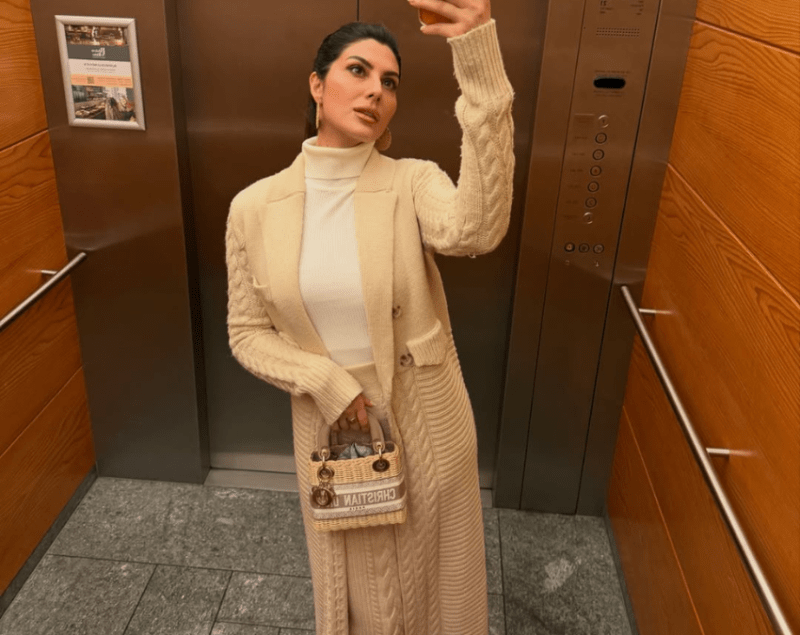 khamenai Elnaaz -1-2-3-4-5