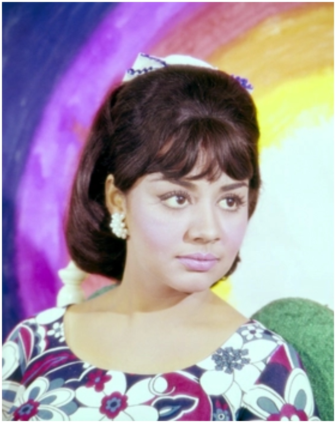 Farida Jalal Farida Jalal-1-2-3