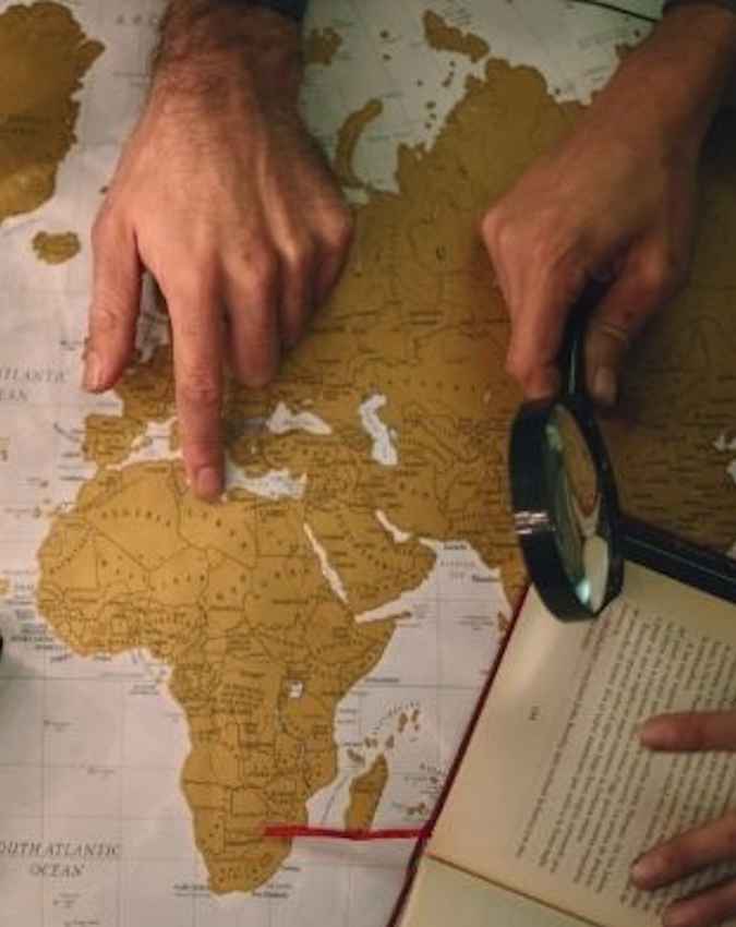 1. जियोपॉलिटिकल रिस्क कंसल्टेंट