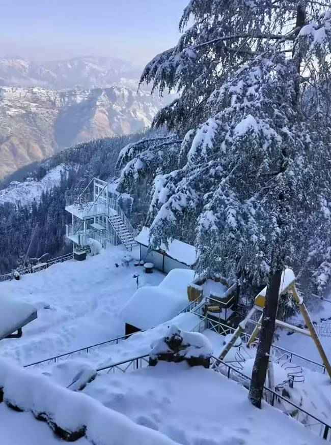 हिमाचल-उत्तराखंड में बर्फबारी की चेतावनी