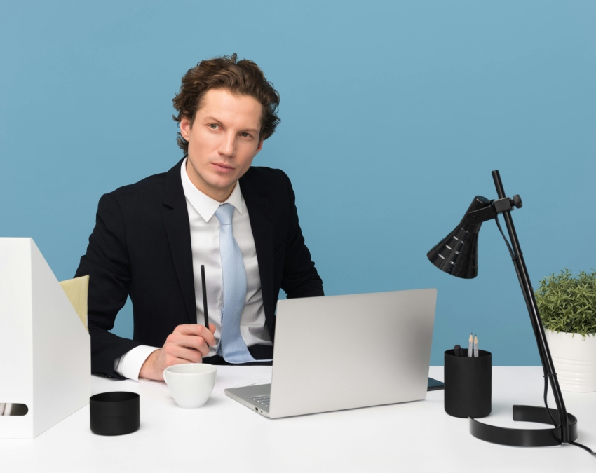 Signs Of Competitive Friends-1-2