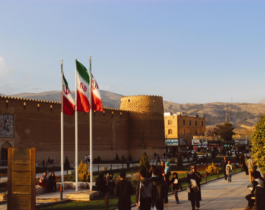 Iran Army Vs Irgc Difference-1-2-3-4-5-6-7