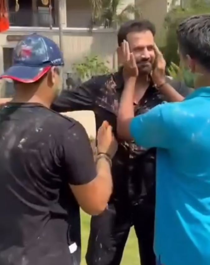 Aakash Chopra Holi -1-2-3-4