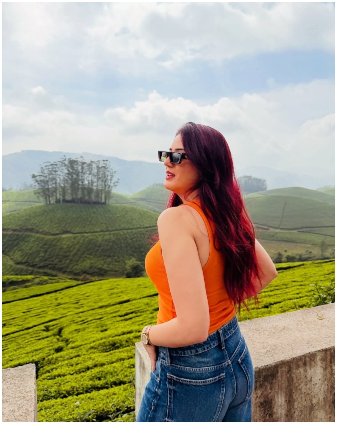 Isha Rikhi-1-2-3-4-5-6-7