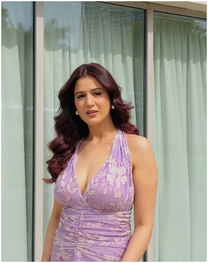 Isha Rikhi-1-2-3-4-5-6