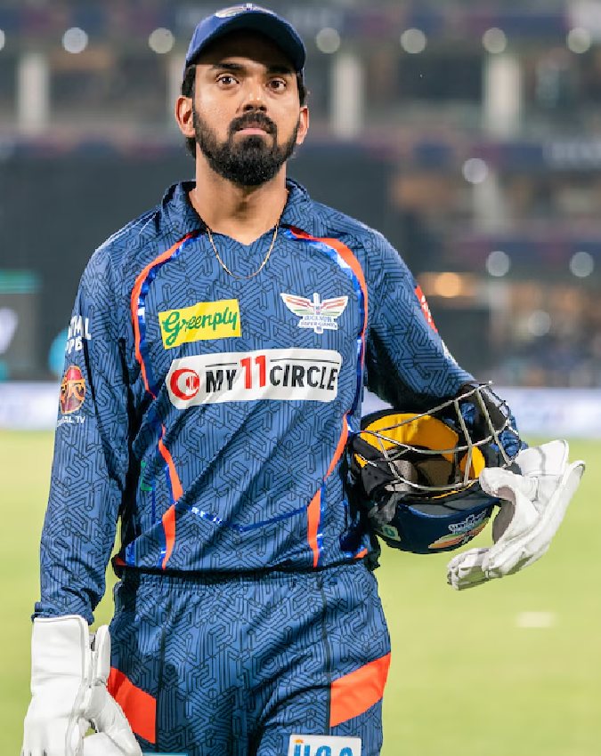 MS Dhoni and Sanju Samson-1-2-3-4-5