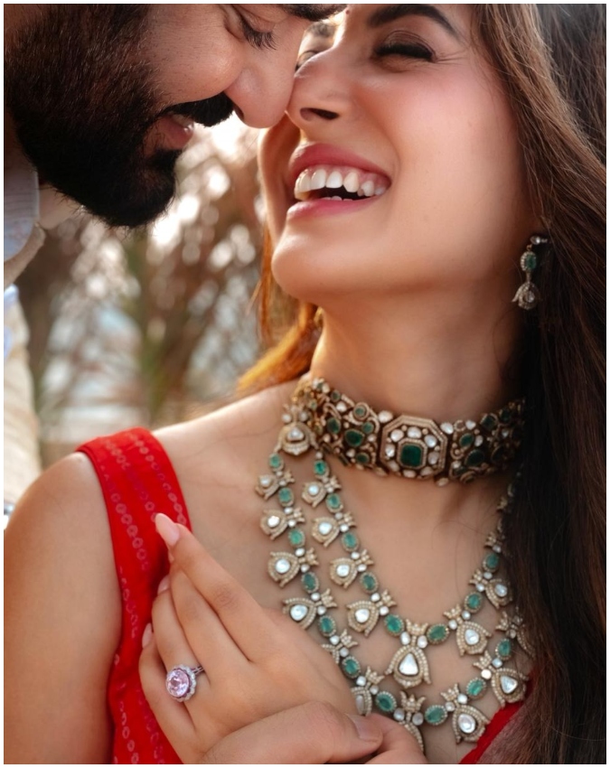 Kritika Kamra-Gaurav Kapoor-1-2-3