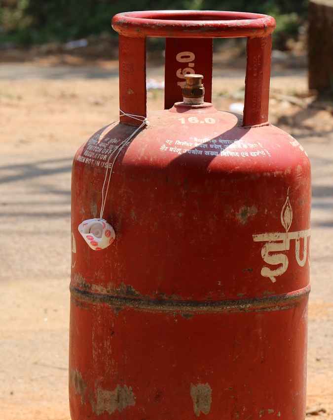 गांव-गांव तक पहुंची एलपीजी