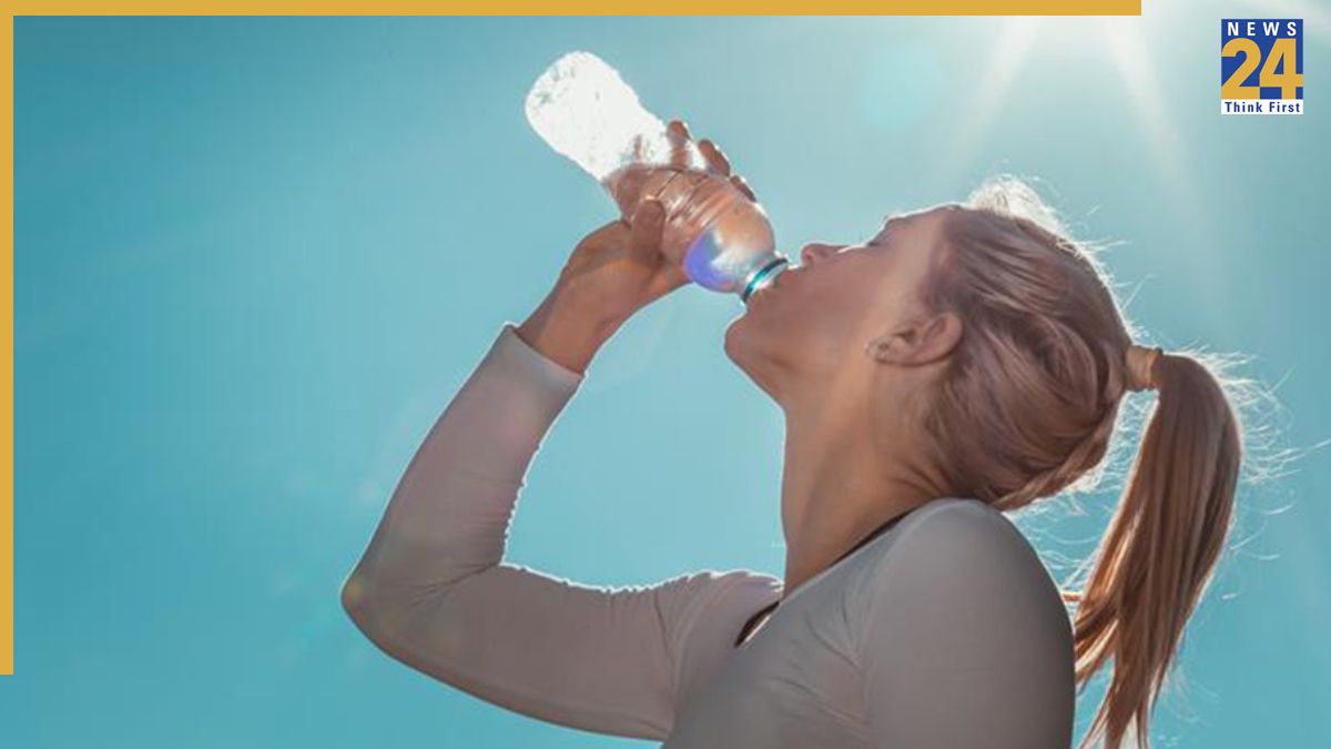5 Signs Your Body Is Dehydrated And 5 Quick Ways To Fix It-1