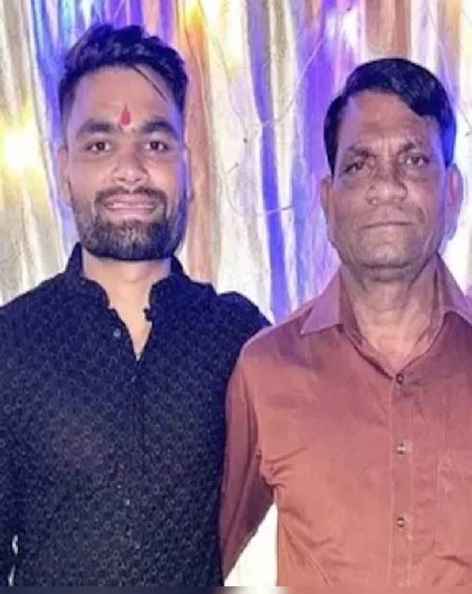 लिवर कैंसर से जूझ रहे थे पिता