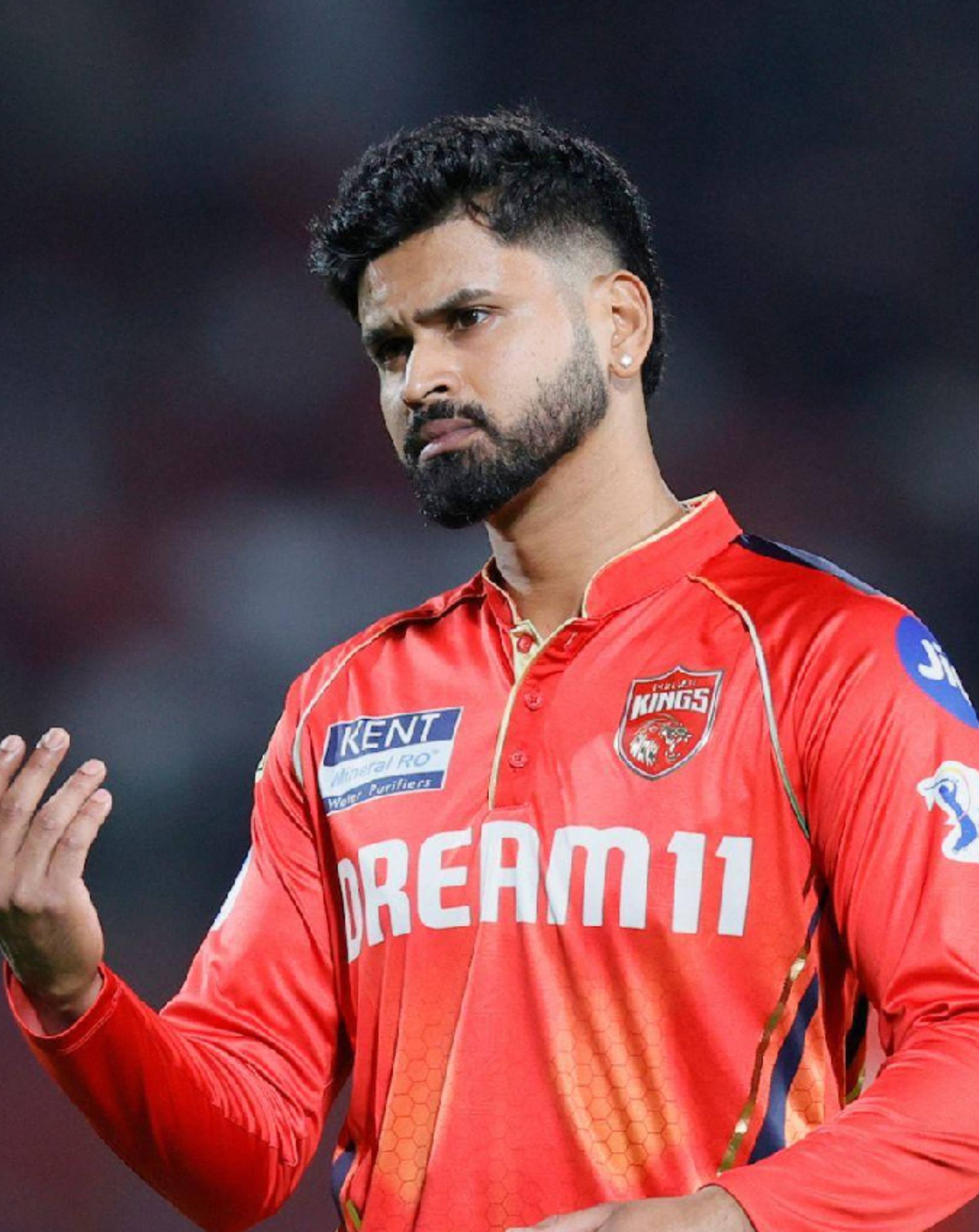 ipl-trophy (1) IPL 2026-1-2-3-4-5-6