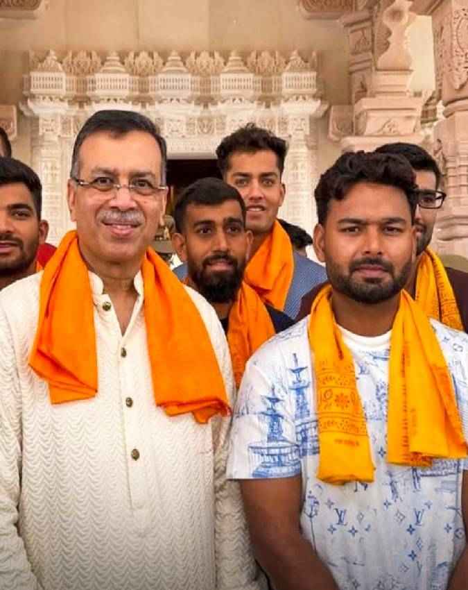 रामलला के दरबार पहुंची LSG टीम