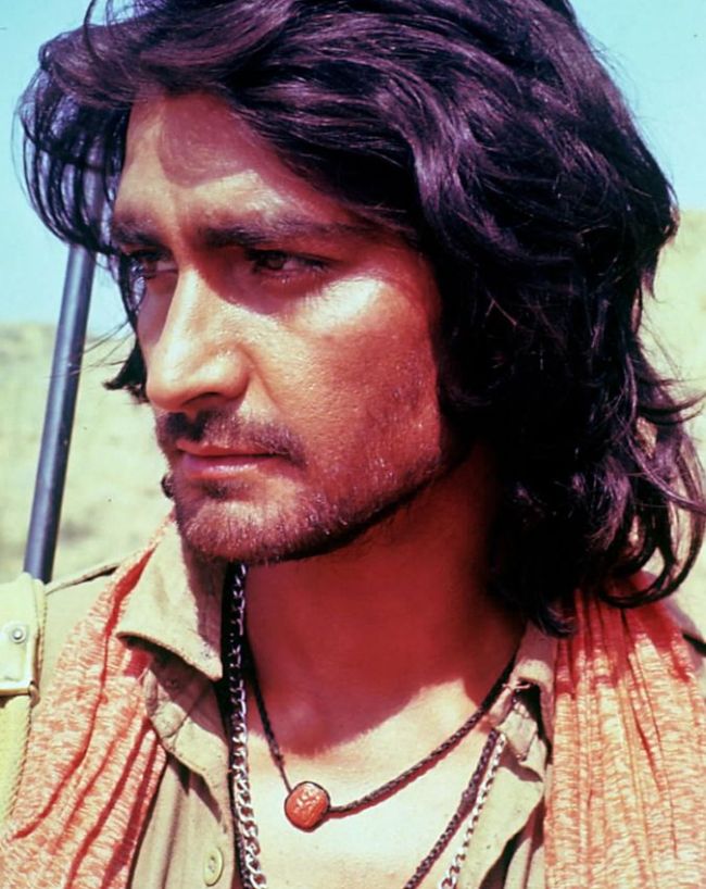 Indian Male actor Nirmal Pandey, Indian Actor Who Won Best Actress Award-1-2-3-4