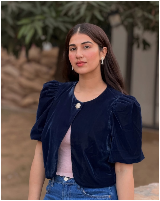 Pari Pandher-1-2-3-4-5-6