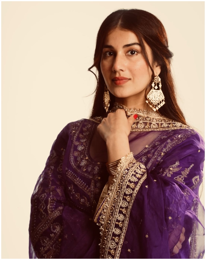 Pari Pandher-1-2-3-4-5