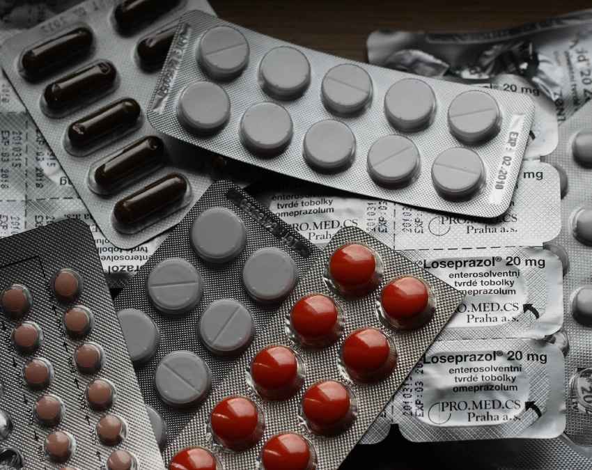 प्रोटीन की कमी से शरीर में क्यों भरने लगता है पानी