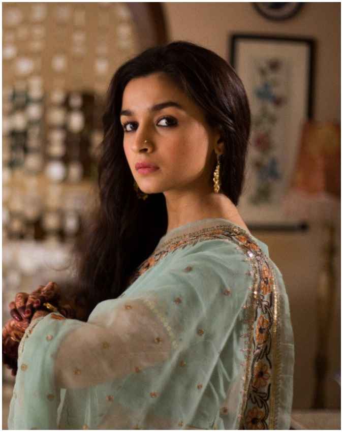 9वें नंबर पर कर रही ट्रेंड