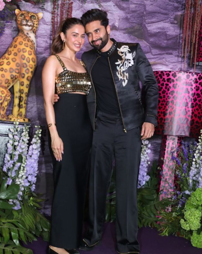 Celebs at Mohit Kamboj Daughter Birthday Celebration-1-2-3-4