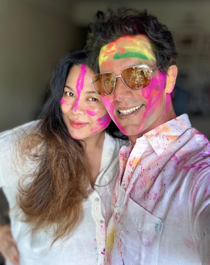 Randeep Hooda Holi celebration pics Randeep Hooda Holi celebration pics-1-2-3-4-5-6-7-8