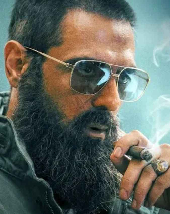 मेजर इकबाल वर्सेज हमजा अली मजारी की फाइट