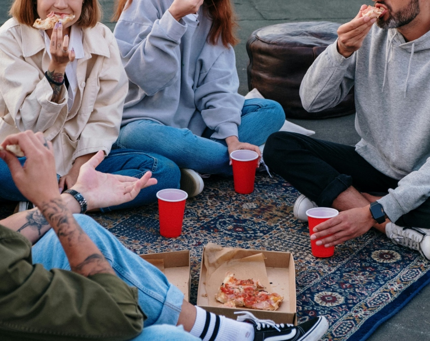 Benefits Of Eating On Floor-1-2-3-4-5