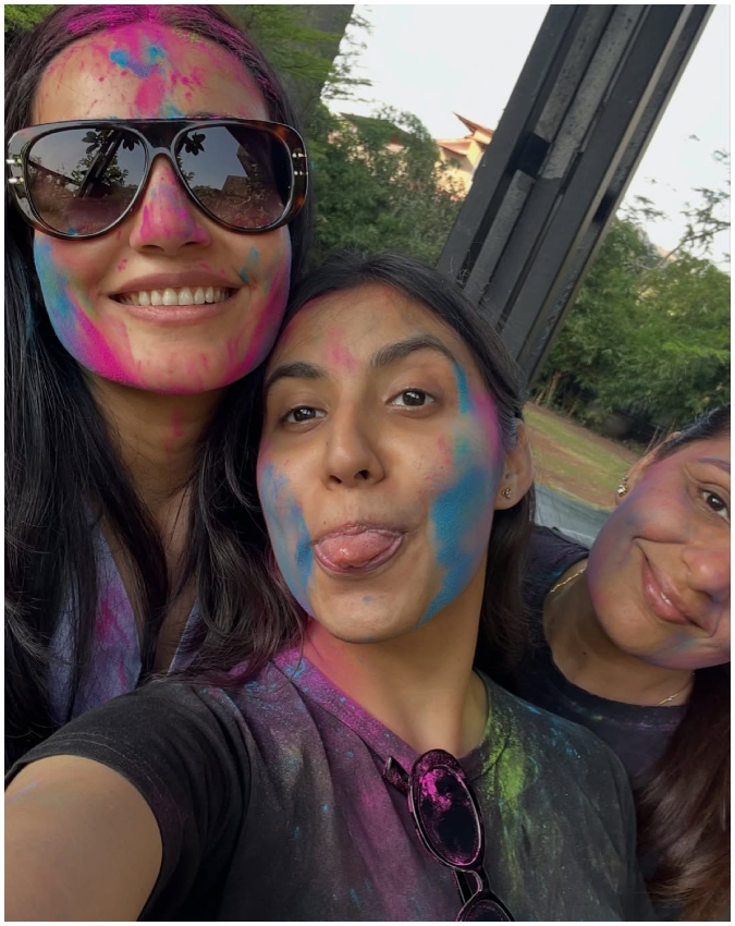 Surbhi Jyoti Surbhi Jyoti-1-2