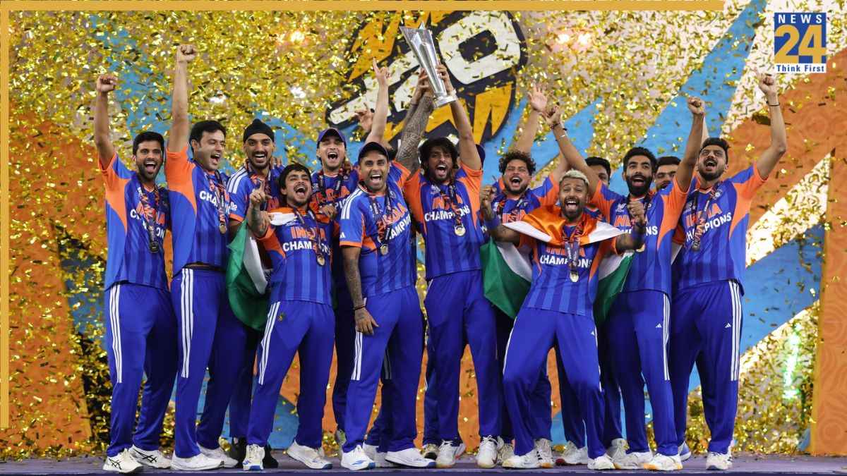 T20 World Cup Trophy