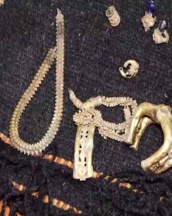 कर्नाटक के लक्कुंडी गांव में मिला सोने का खजाना