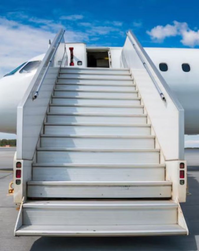 Why Do You Hear a ‘Ding’ Sound on Airplanes-1-2-3-4-5-6-7-8