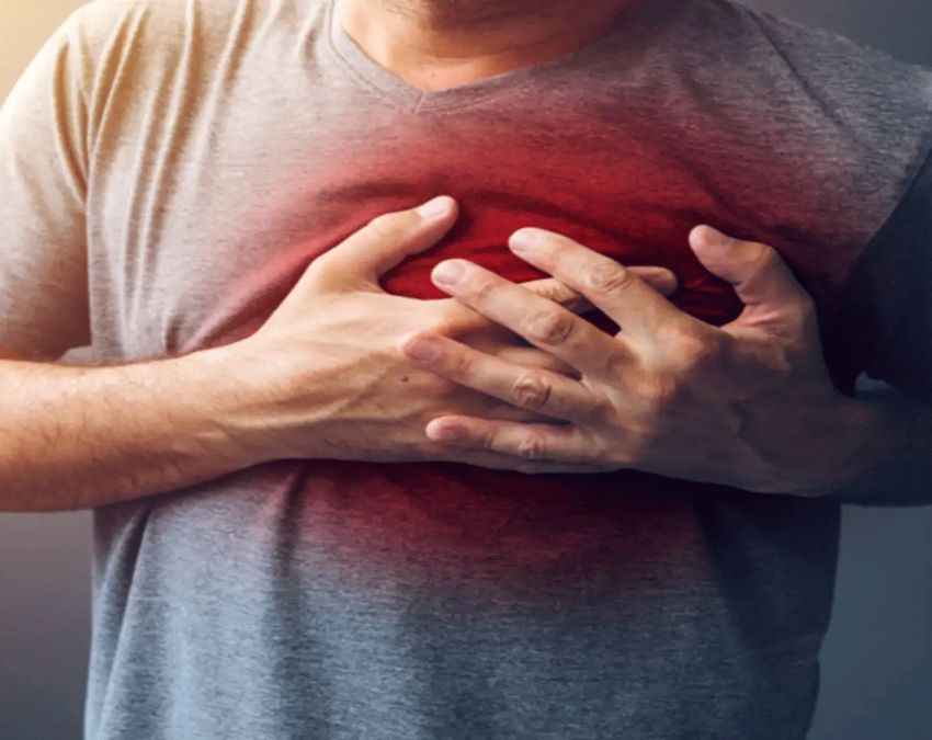 सूजन या गांठ महसूस होना 
