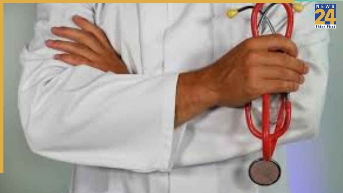 25 लाख में बिक रहा था ‘डॉक्टर’ बनने का लाइसेंस, राजस्थान में फर्जी मेडिकल रैकेट का भंडाफोड़