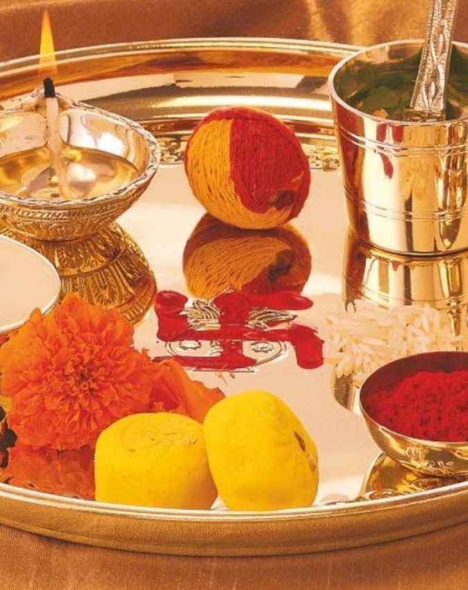 पूजा की थाली गिरना
