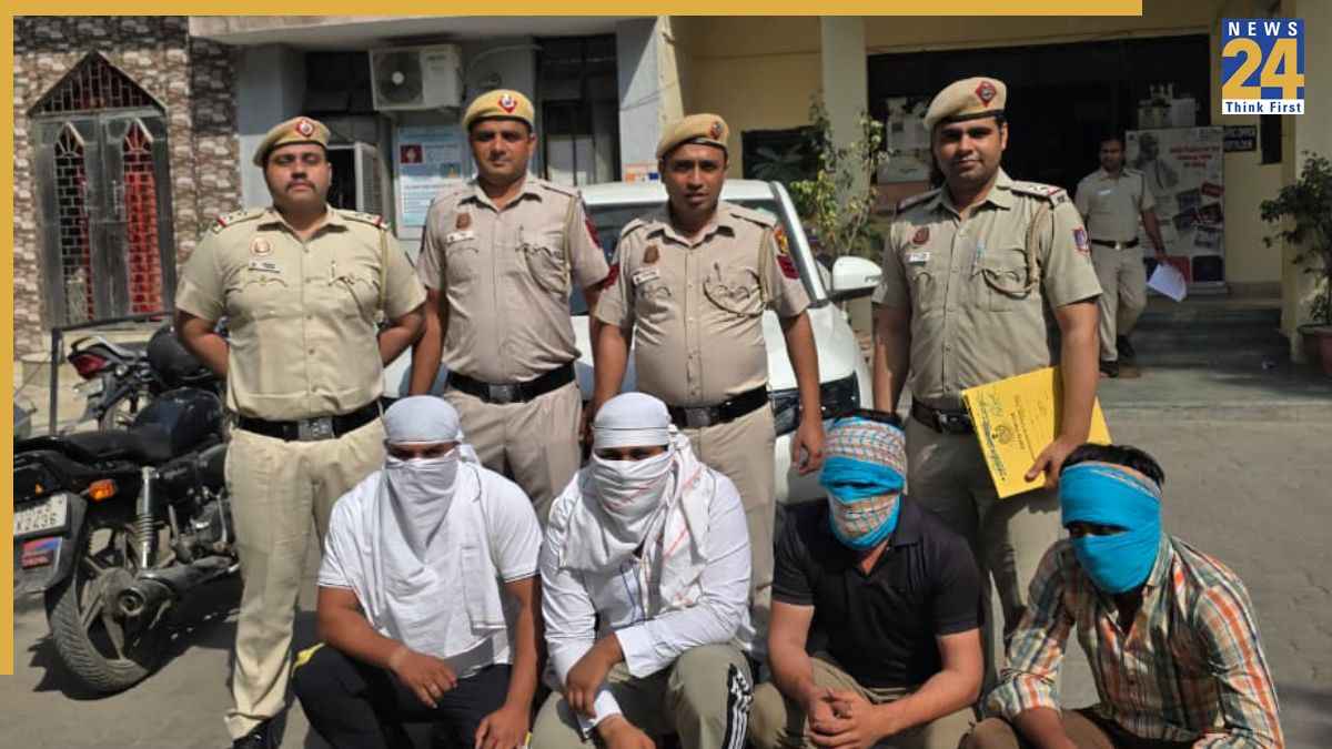 दिल्ली पुलिस क्राइम ब्रांच ने चोरी के मोबाइल फोन रैकेट का किया भंडाफोड़, 2 गिरफ्तार