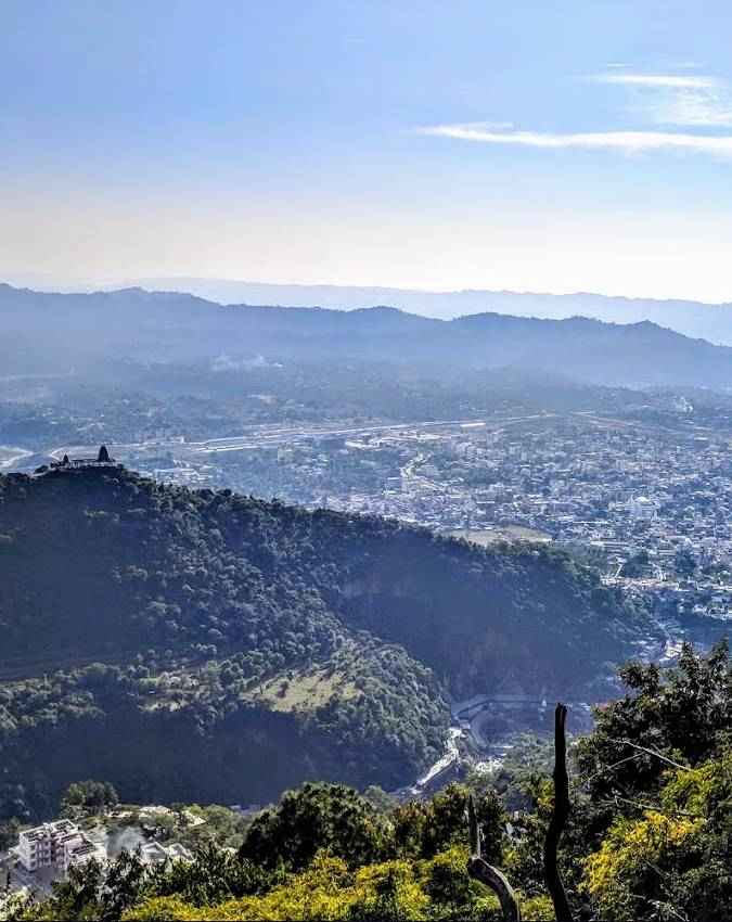 हाईटेक सुरक्षा घेरा 