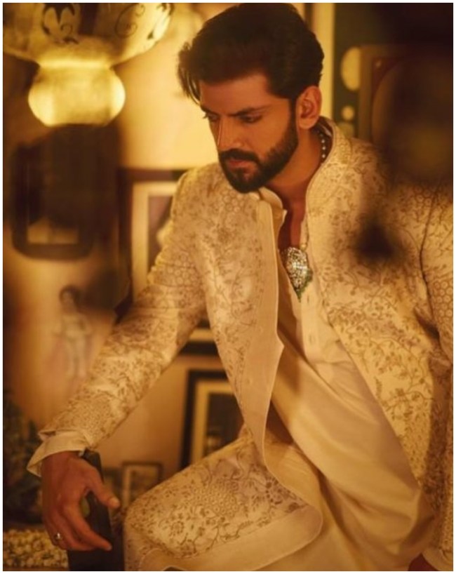 Zaheer Iqbal, Sonakshi Sinha-1-2-3