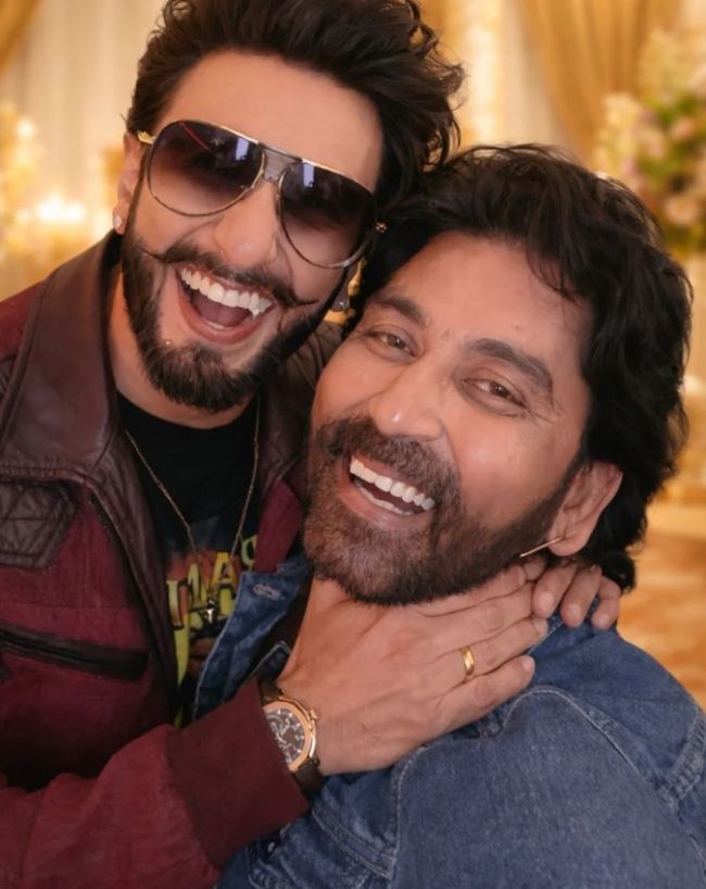 Dhurandhar Actor Zahoor Mistry Aka vivek Sinha-1-2