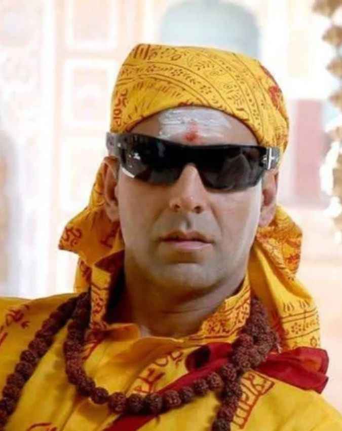'भूत बंगला' से पहले इन फिल्मों में आए नजर